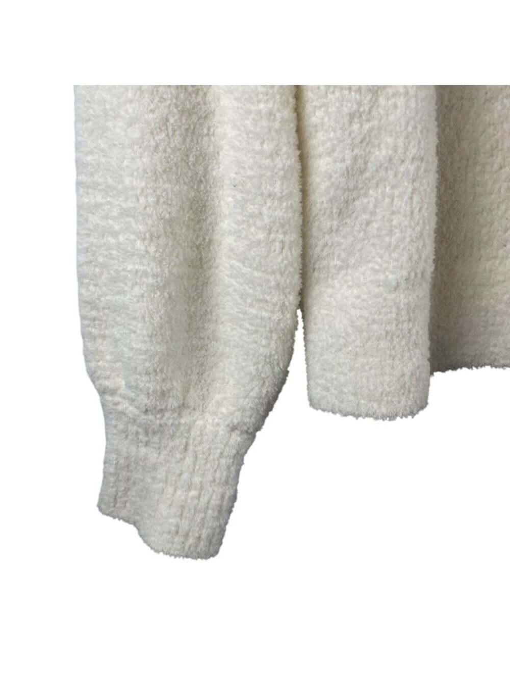 Marled Red Heart Graphic Cream Fuzzy Cozy Knit Novelty Holiday Sweater Large - Picture 4 of 8